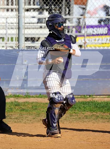 Thumbnail 3 in Gahr vs. Lynwood photogallery.