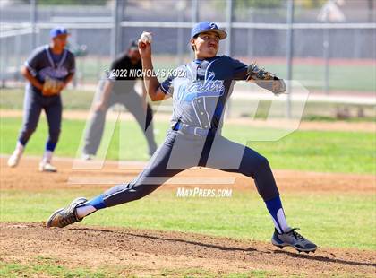 Thumbnail 3 in Gahr vs. Lynwood photogallery.