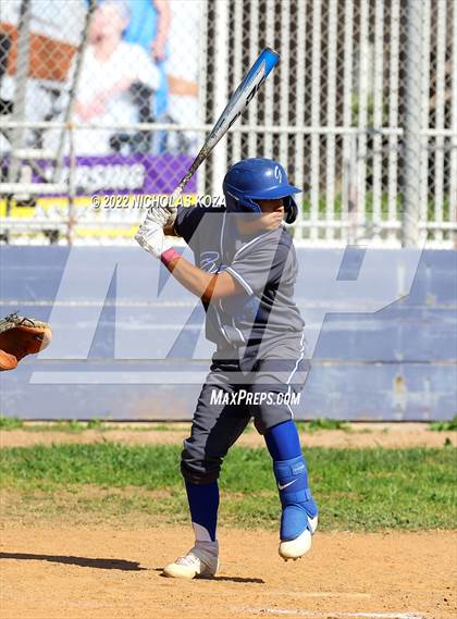 Thumbnail 3 in Gahr vs. Lynwood photogallery.