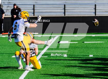 Thumbnail 3 in Buckingham Browne & Nichols vs. St. Paul's (NEPSAC John Papas Bowl) photogallery.