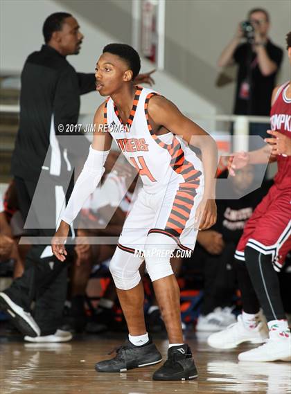 Thumbnail 3 in Lancaster vs. Tompkins (McDonald's Texas Invitational) photogallery.