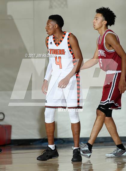 Thumbnail 2 in Lancaster vs. Tompkins (McDonald's Texas Invitational) photogallery.