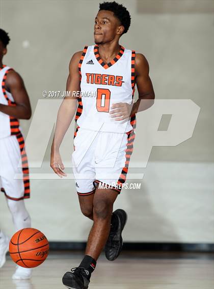 Thumbnail 3 in Lancaster vs. Tompkins (McDonald's Texas Invitational) photogallery.