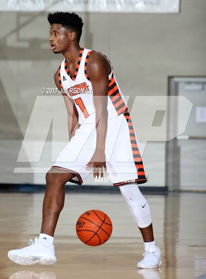 Thumbnail 2 in Lancaster vs. Tompkins (McDonald's Texas Invitational) photogallery.