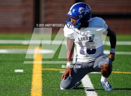 Thumbnail 3 in South Pittsburg vs Red Bank (Best of Preps Jamboree) photogallery.