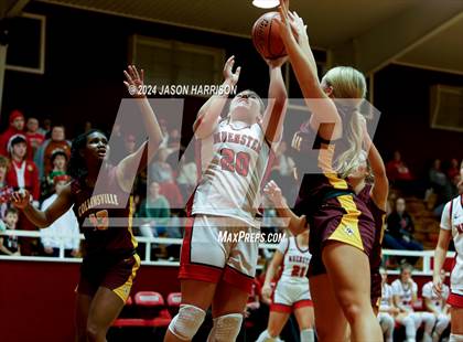 Thumbnail 1 in Collinsville @ Muenster photogallery.