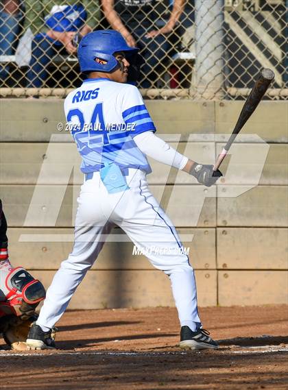 Thumbnail 2 in El Rancho vs Whittier (Rivera Park) photogallery.