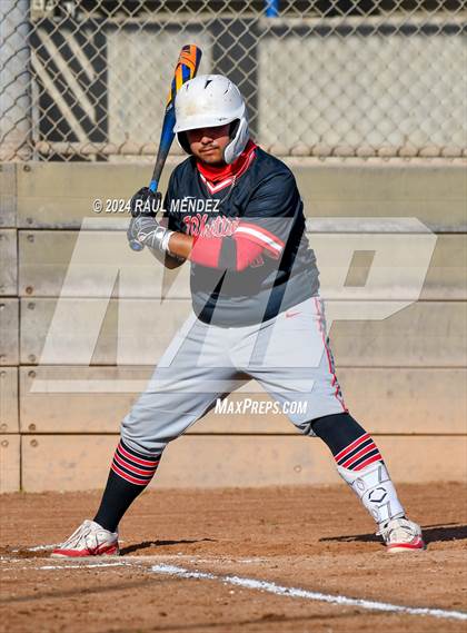 Thumbnail 1 in El Rancho vs Whittier (Rivera Park) photogallery.