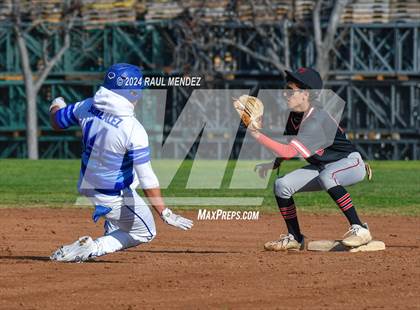 Thumbnail 2 in El Rancho vs Whittier (Rivera Park) photogallery.