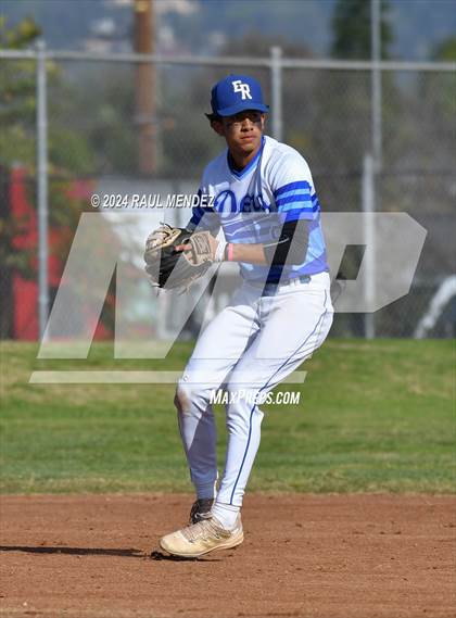 Thumbnail 2 in El Rancho vs Whittier (Rivera Park) photogallery.