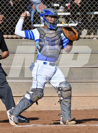 Thumbnail 3 in El Rancho vs Whittier (Rivera Park) photogallery.