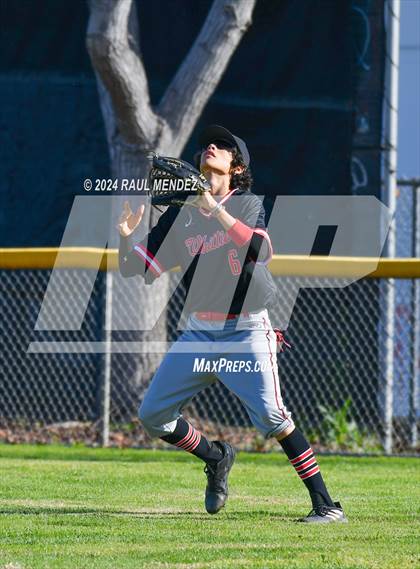Thumbnail 2 in El Rancho vs Whittier (Rivera Park) photogallery.