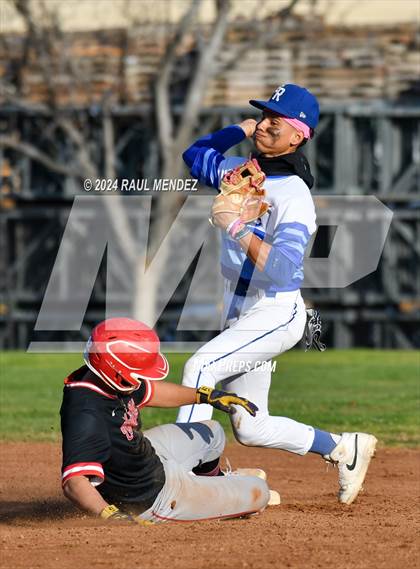 Thumbnail 2 in El Rancho vs Whittier (Rivera Park) photogallery.