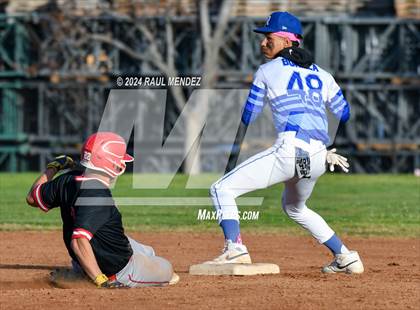 Thumbnail 1 in El Rancho vs Whittier (Rivera Park) photogallery.