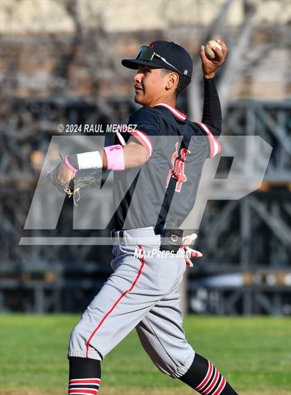 Thumbnail 1 in El Rancho vs Whittier (Rivera Park) photogallery.
