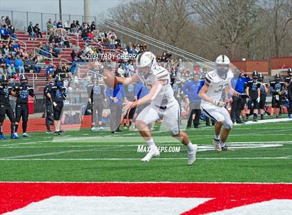 Thumbnail 3 in Cuthbertson @ Parkwood photogallery.
