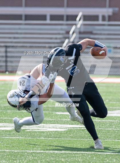 Thumbnail 1 in Cuthbertson @ Parkwood photogallery.