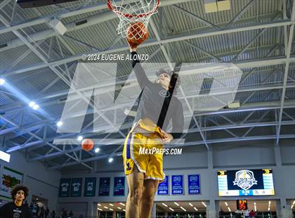 Thumbnail 2 in Paul VI vs. Montverde Academy (City of Palms Classic) photogallery.
