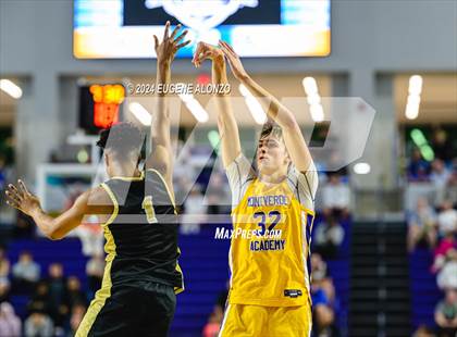 Thumbnail 2 in Paul VI vs. Montverde Academy (City of Palms Classic) photogallery.