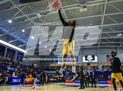 Thumbnail 2 in Paul VI vs. Montverde Academy (City of Palms Classic) photogallery.