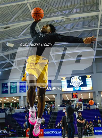 Thumbnail 1 in Paul VI vs. Montverde Academy (City of Palms Classic) photogallery.