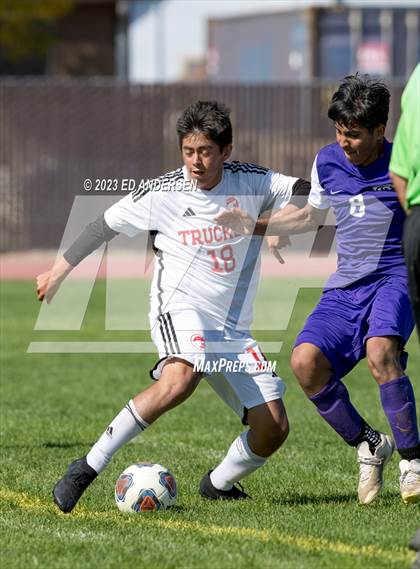 Thumbnail 3 in Truckee @ Yerington photogallery.