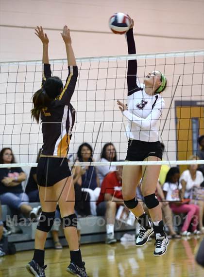 Thumbnail 3 in Assumption vs. Francis Parker (Durango Fall Classic) photogallery.