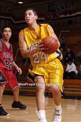 Thumbnail 2 in Walnut vs Pomona (Ayala DogFight Tourney) photogallery.