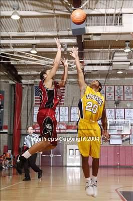 Thumbnail 1 in Walnut vs Pomona (Ayala DogFight Tourney) photogallery.