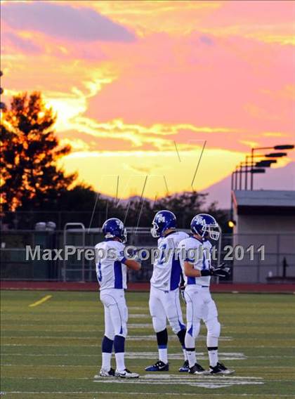 Thumbnail 1 in Golden Valley vs. San Marino photogallery.