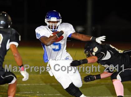 Thumbnail 3 in Golden Valley vs. San Marino photogallery.