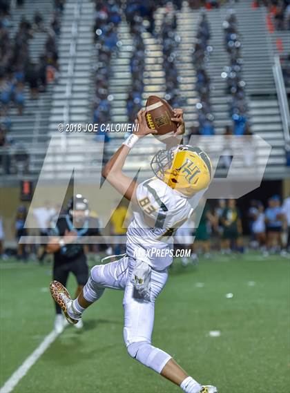 Thumbnail 2 in Harlan vs Holmes photogallery.