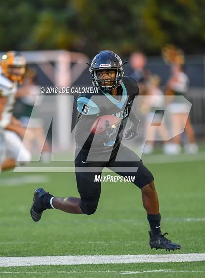 Thumbnail 3 in Harlan vs Holmes photogallery.