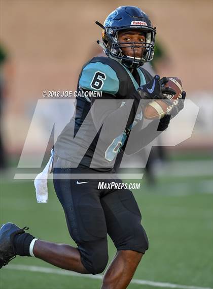 Thumbnail 3 in Harlan vs Holmes photogallery.