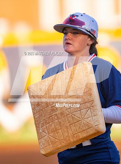 Thumbnail 2 in Pinecrest vs Terry Sanford (Terry Sanford Bulldog Easter Tournament - Second Round) photogallery.
