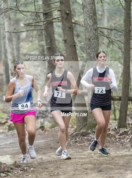 Thumbnail 1 in Pikeview XC Meet photogallery.