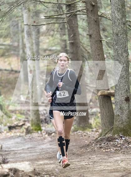 Thumbnail 1 in Pikeview XC Meet photogallery.