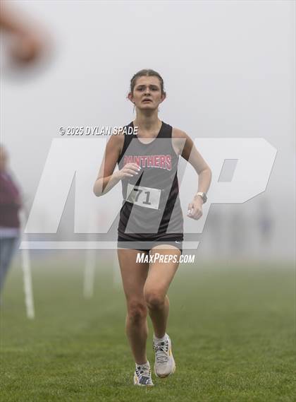 Thumbnail 2 in Pikeview XC Meet photogallery.
