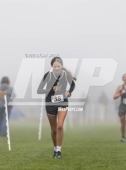 Thumbnail 3 in Pikeview XC Meet photogallery.