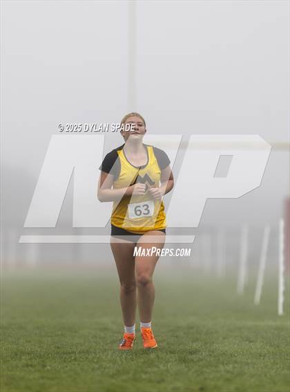 Thumbnail 3 in Pikeview XC Meet photogallery.