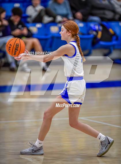 Thumbnail 3 in Mountain Home vs Paragould (Ultimate Auto Tournament) photogallery.