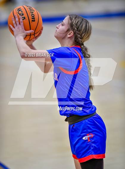 Thumbnail 3 in Mountain Home vs Paragould (Ultimate Auto Tournament) photogallery.