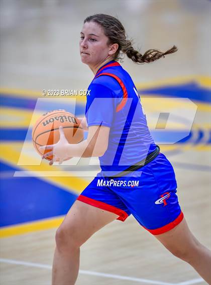 Thumbnail 3 in Mountain Home vs Paragould (Ultimate Auto Tournament) photogallery.