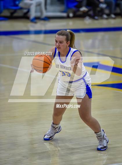 Thumbnail 3 in Mountain Home vs Paragould (Ultimate Auto Tournament) photogallery.