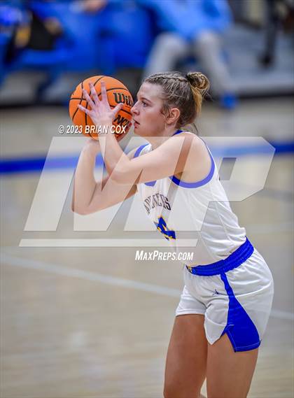 Thumbnail 3 in Mountain Home vs Paragould (Ultimate Auto Tournament) photogallery.