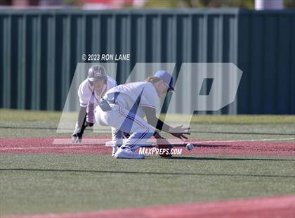 Thumbnail 2 in Moore @ Mustang photogallery.