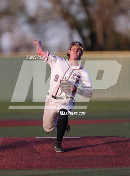 Thumbnail 2 in Moore @ Mustang photogallery.