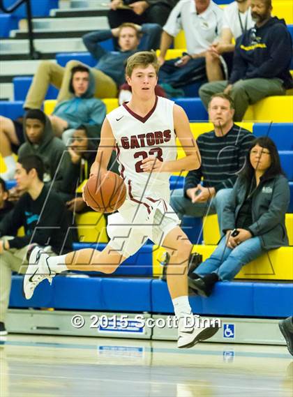 Thumbnail 2 in Archbishop Riordan vs. Sacred Heart Prep (CIF CCS Open Quarterfinal) photogallery.