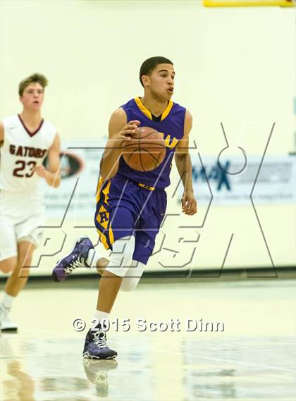 Thumbnail 2 in Archbishop Riordan vs. Sacred Heart Prep (CIF CCS Open Quarterfinal) photogallery.