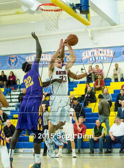 Thumbnail 2 in Archbishop Riordan vs. Sacred Heart Prep (CIF CCS Open Quarterfinal) photogallery.